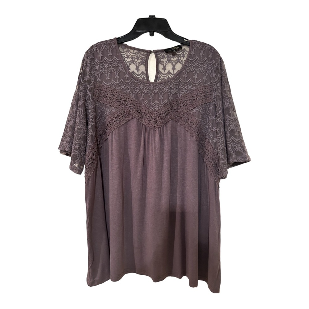 Dark gray knit and lace